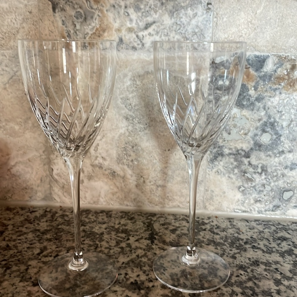 Pair of Kate Spade Bridge Street Wine Glasses